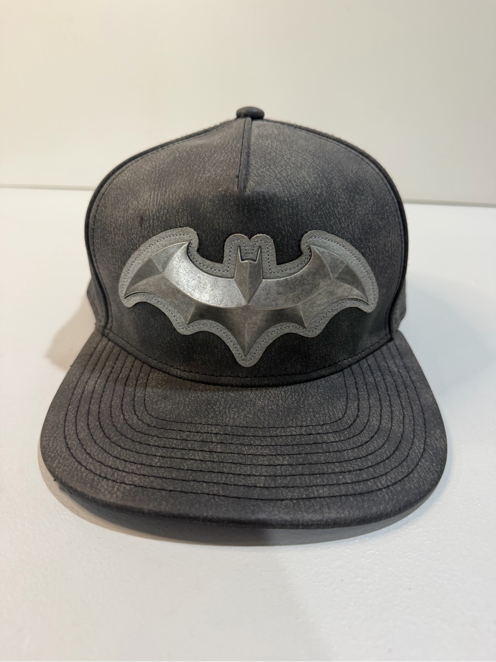 Batman logo Gray Flat-Brim Snapback Hat